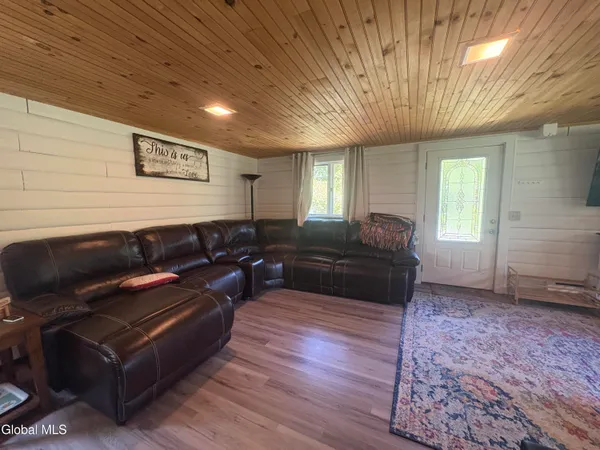$315,000 | 58 Wolcott Road, Crown Point, NY 12928