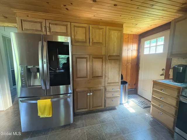 $325,000 | 58 Wolcott Road, Crown Point, NY 12928