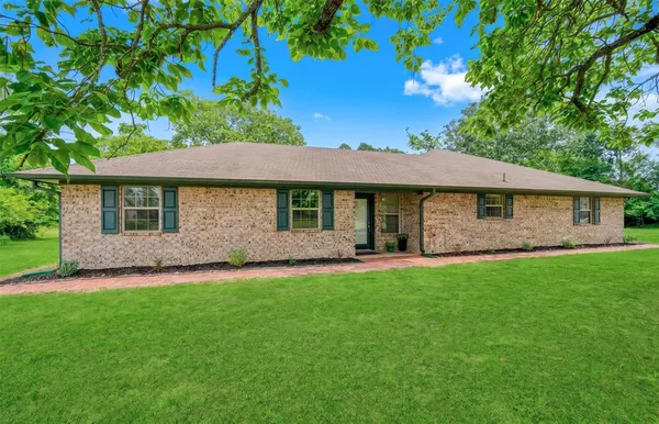 $275,000 | 1092 Fm 1002 Street North, Big Sandy, TX 75755