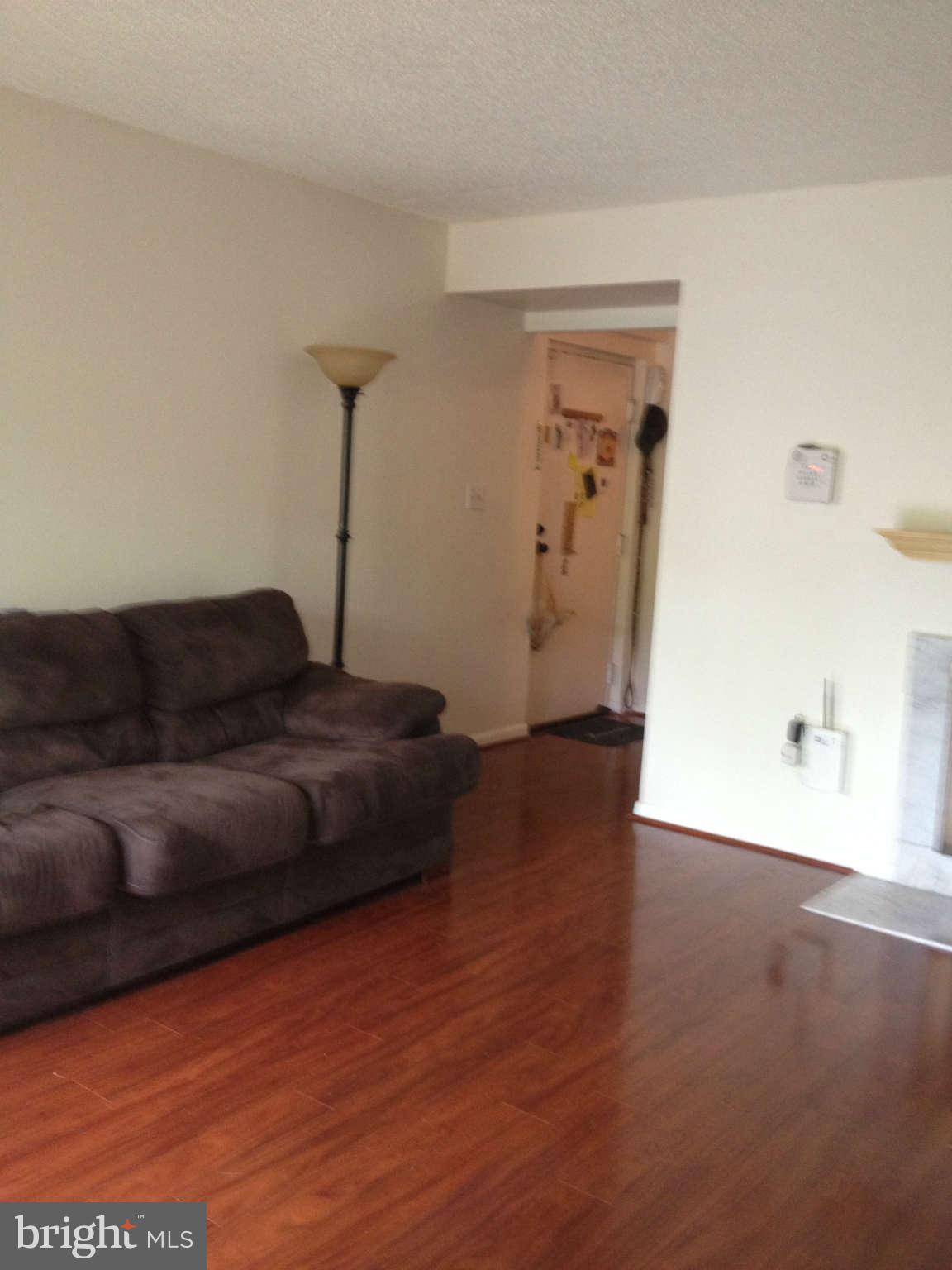 11739 Ledura Court, Unit T7 Reston, VA 20191 - Photo 12 of 20 Living Room