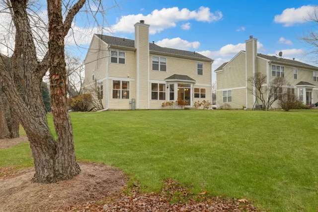 $399,000 | 1948 Lily Lane, Round Lake, IL 60073