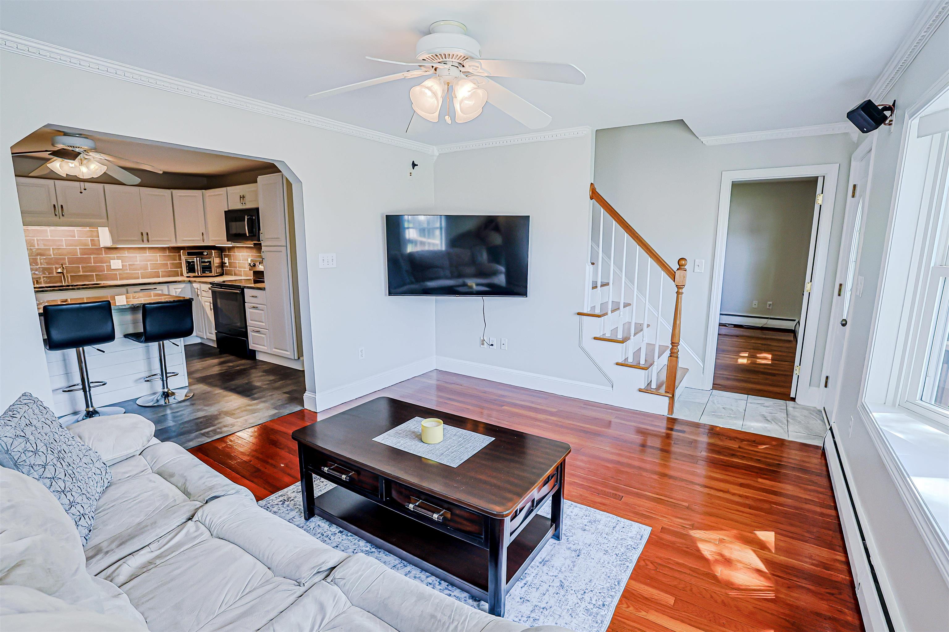 99 Knowlton Street Manchester, NH 03103 - Photo 6 of 35
