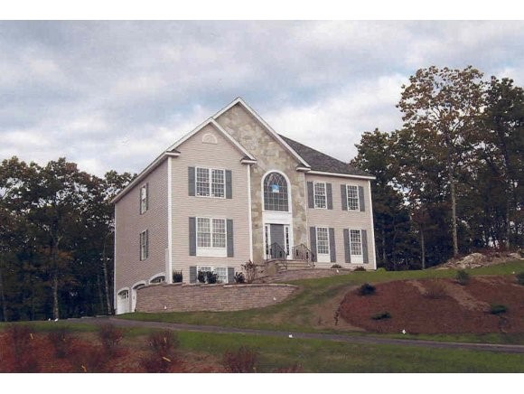 18 Northland Road Windham, NH 03087 - Photo 1 of 1