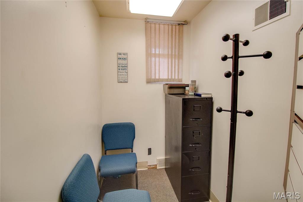 2201 State Street Alton, IL 62002 - Photo 12 of 28