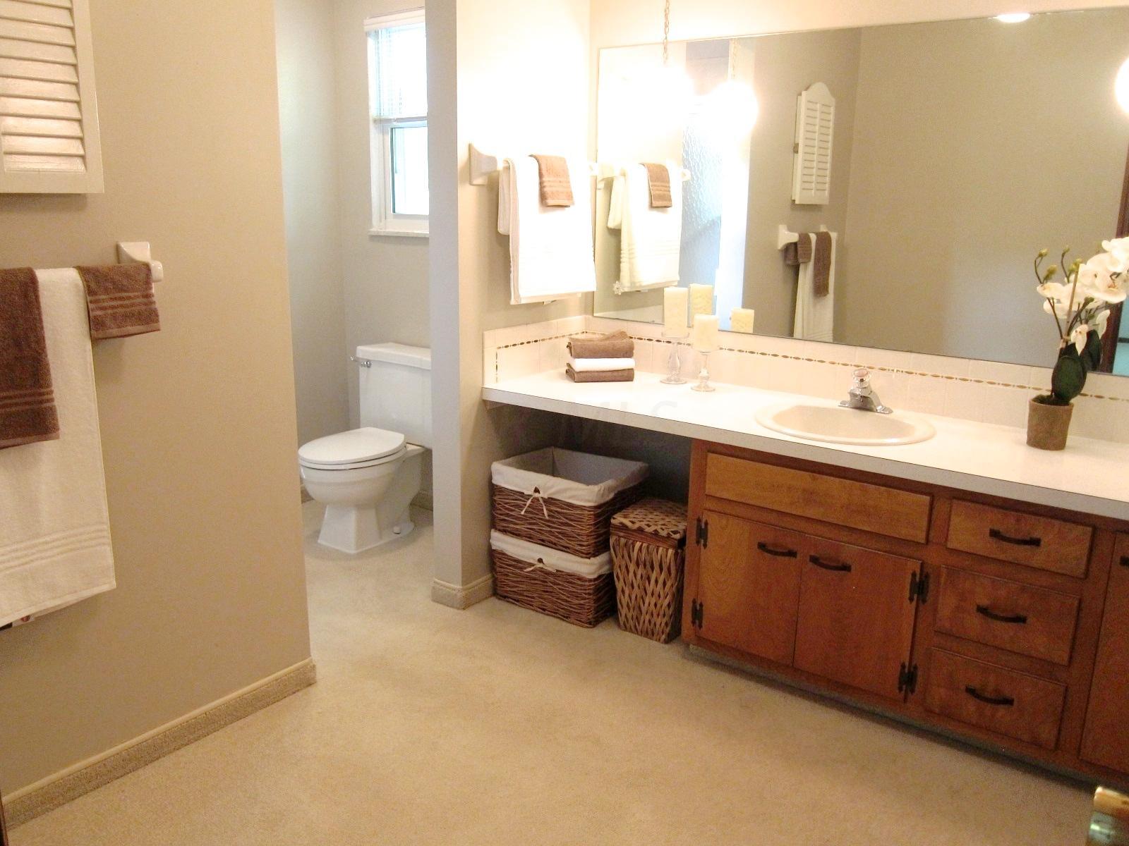 1343 Windham Road Columbus, OH 43220 - Photo 20 of 36 Gallery Image 20