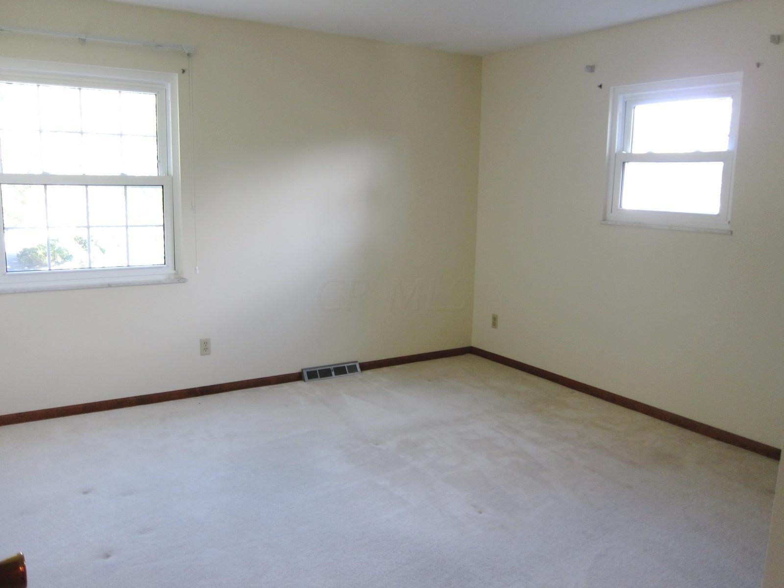 1343 Windham Road Columbus, OH 43220 - Photo 25 of 36 Gallery Image 25