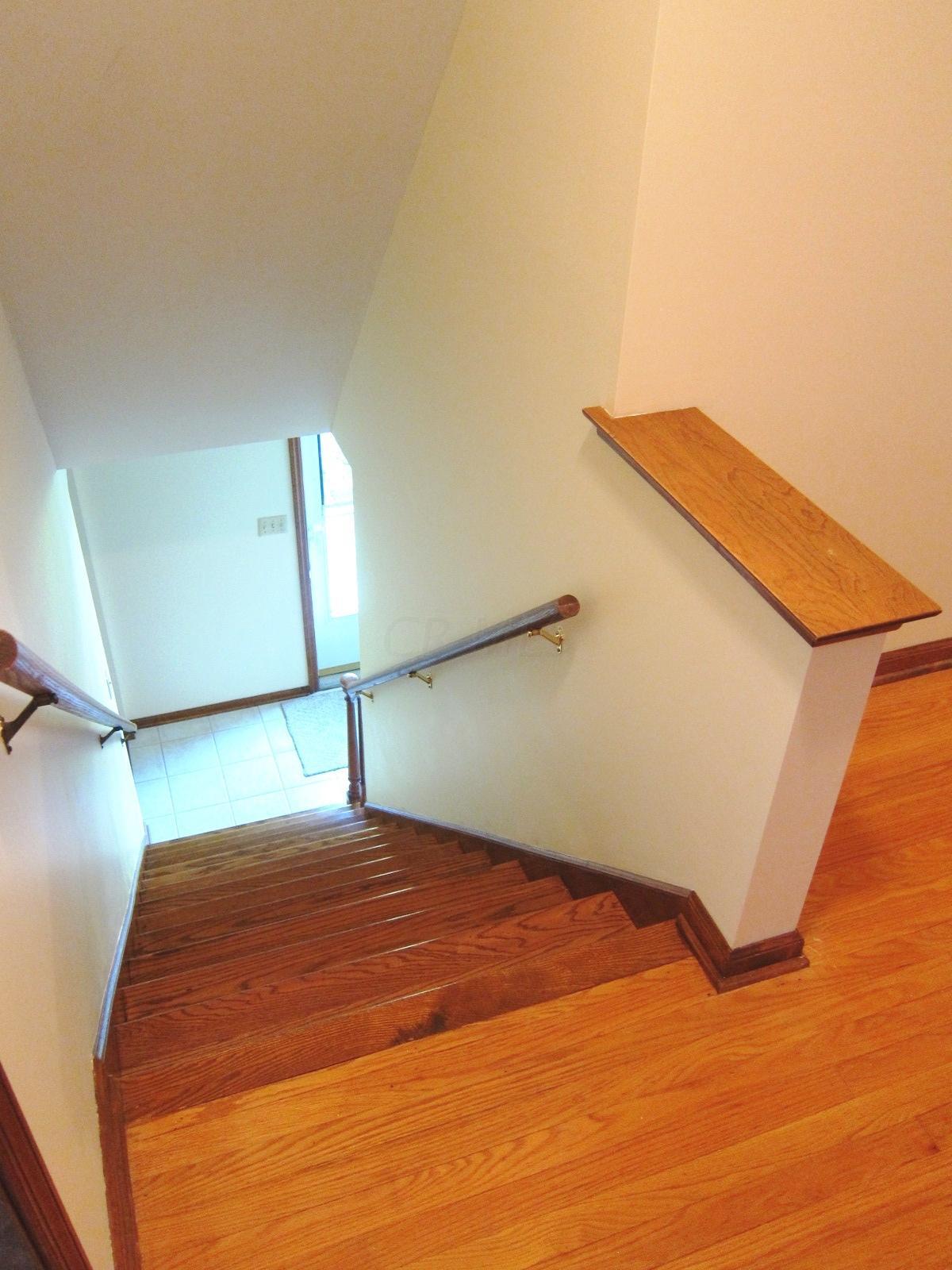 1343 Windham Road Columbus, OH 43220 - Photo 31 of 36 Gallery Image 31