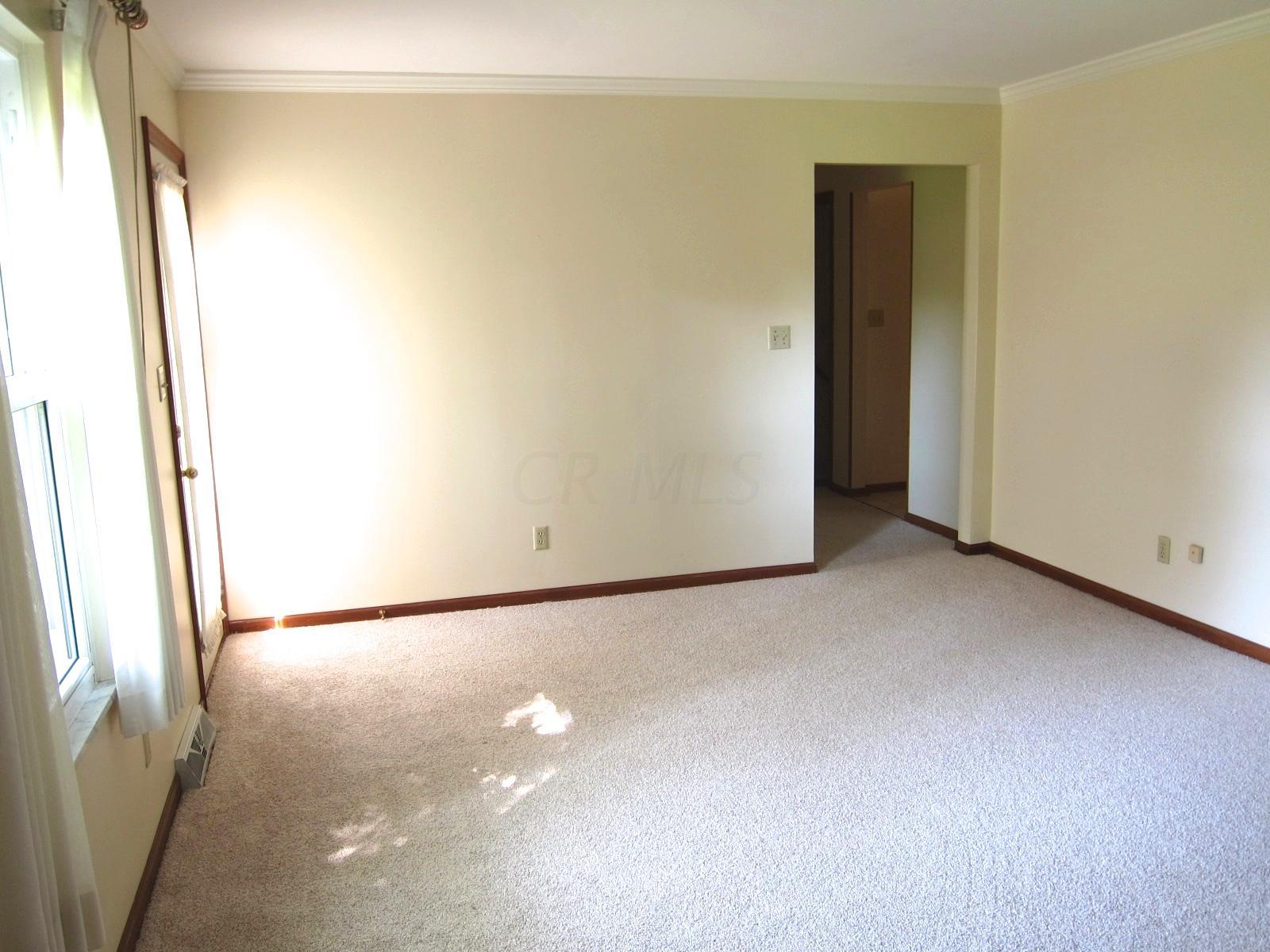 1343 Windham Road Columbus, OH 43220 - Photo 9 of 36 Gallery Image 9