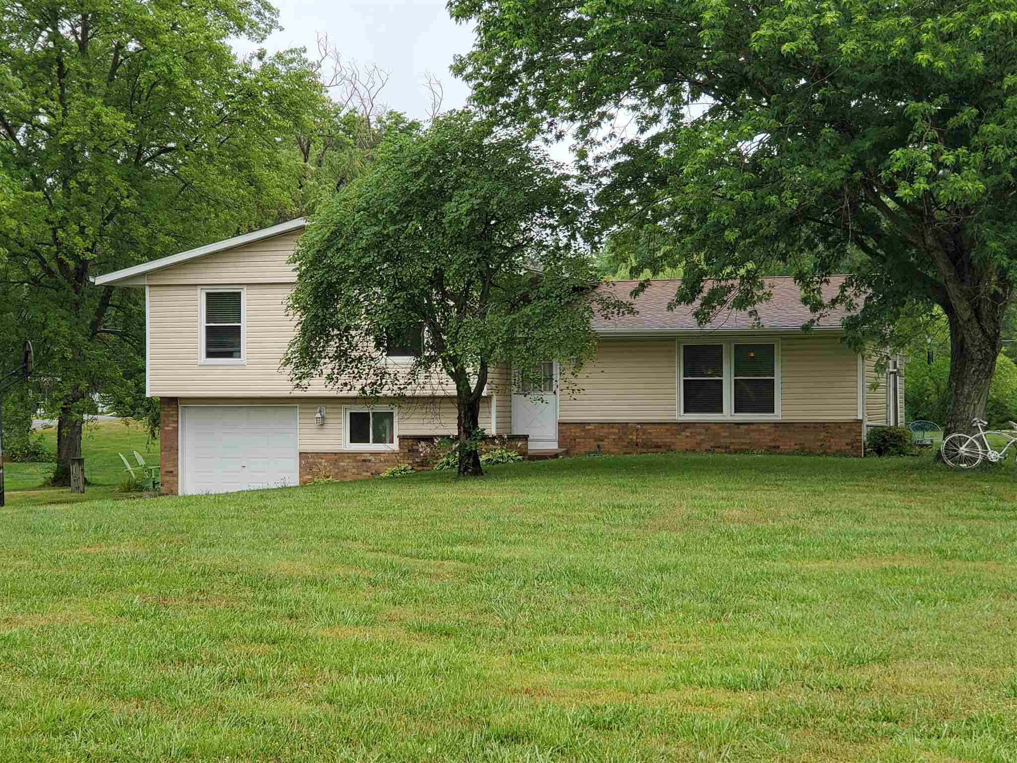 3850 Alyssum Road Pinckneyville, IL 62274 - Photo 1 of 22 Gallery Image 1