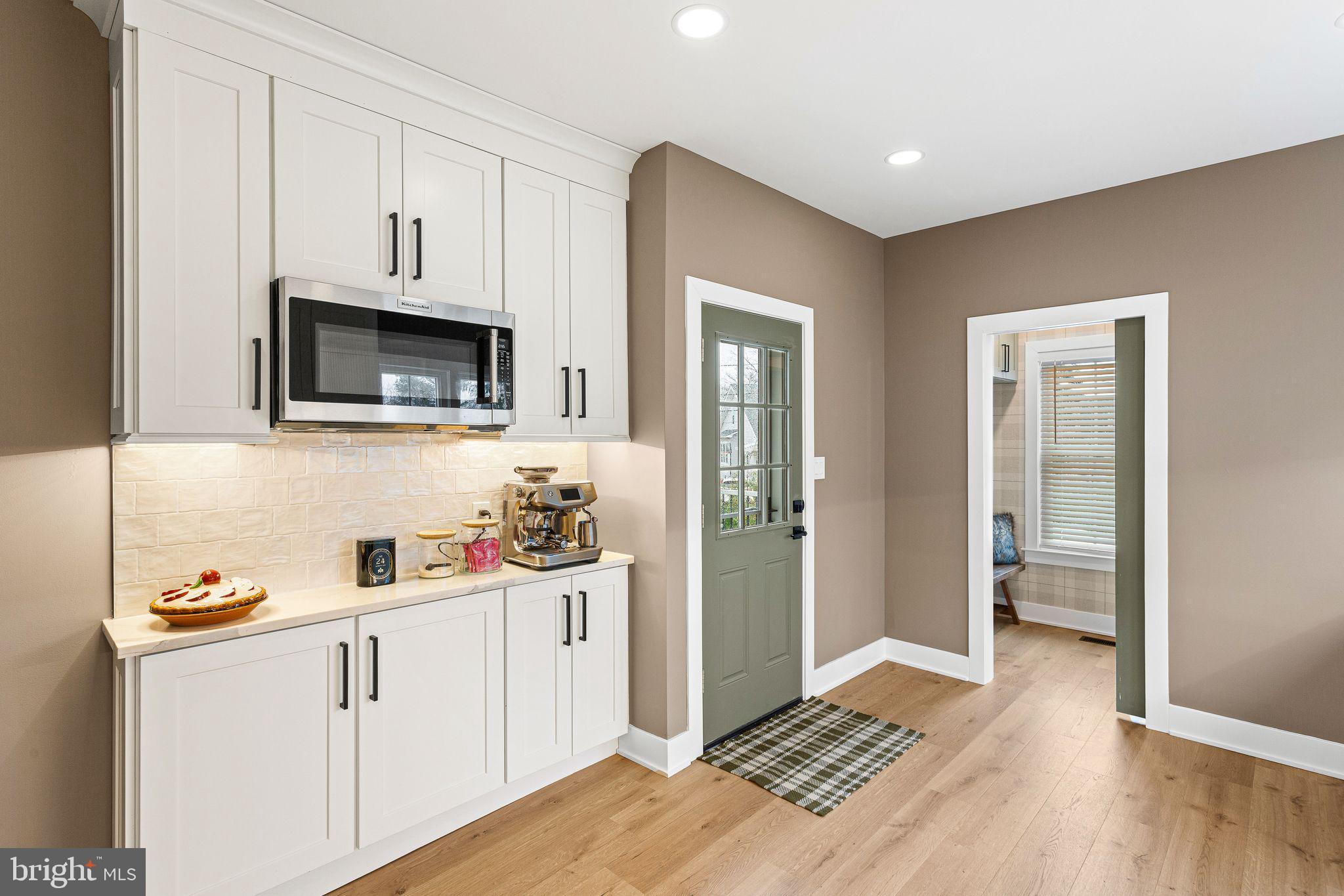 1 Maple Avenue Haddon Township, NJ 08108 - Photo 7 of 87 Kitchen w/access to rear deck