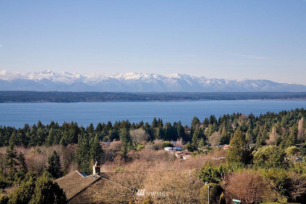 18514 Ridgefield Road Northwest Shoreline, WA 98177 - Photo 1 of 15 Gallery Image 1