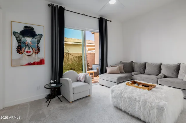 $999,999 | 17210 West Gracemont Street, Surprise, AZ 85388