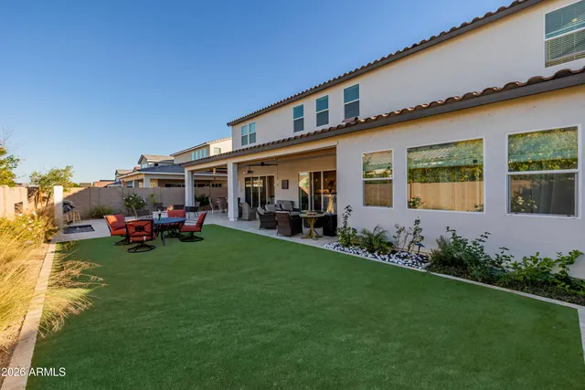 $999,999 | 17210 West Gracemont Street, Surprise, AZ 85388