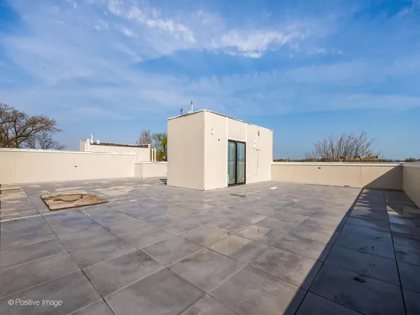 $2,475,000 | 3923 North Janssen Avenue, Unit 2E, Chicago, IL 60613