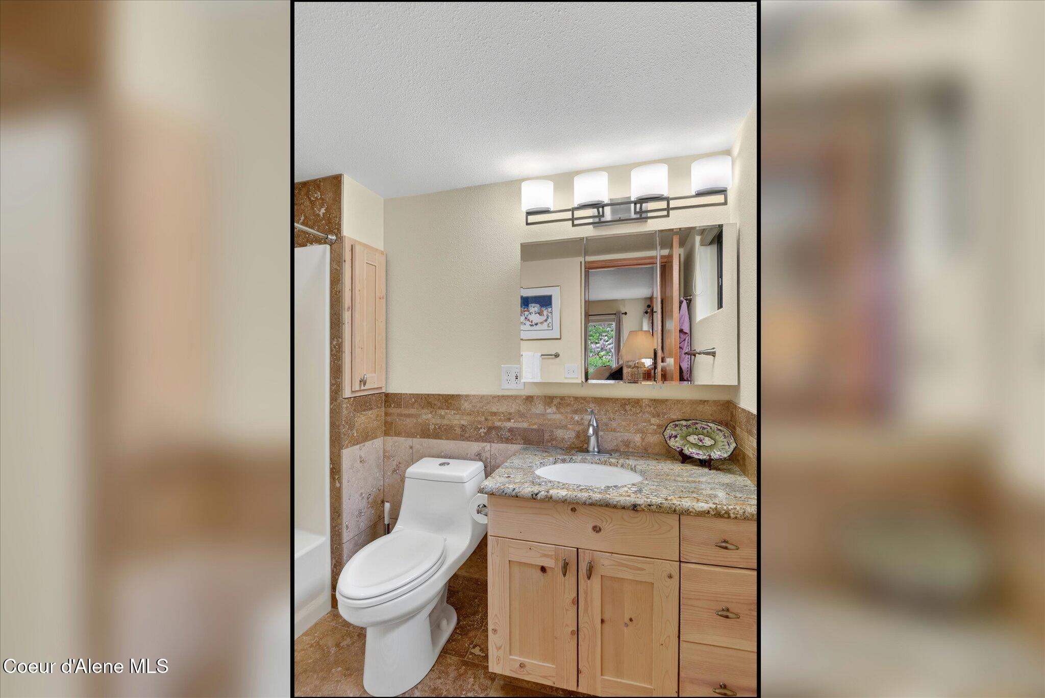 155 Crystal Springs Road, Unit 401 Sandpoint, ID 83864 - Photo 23 of 39 36-126041841