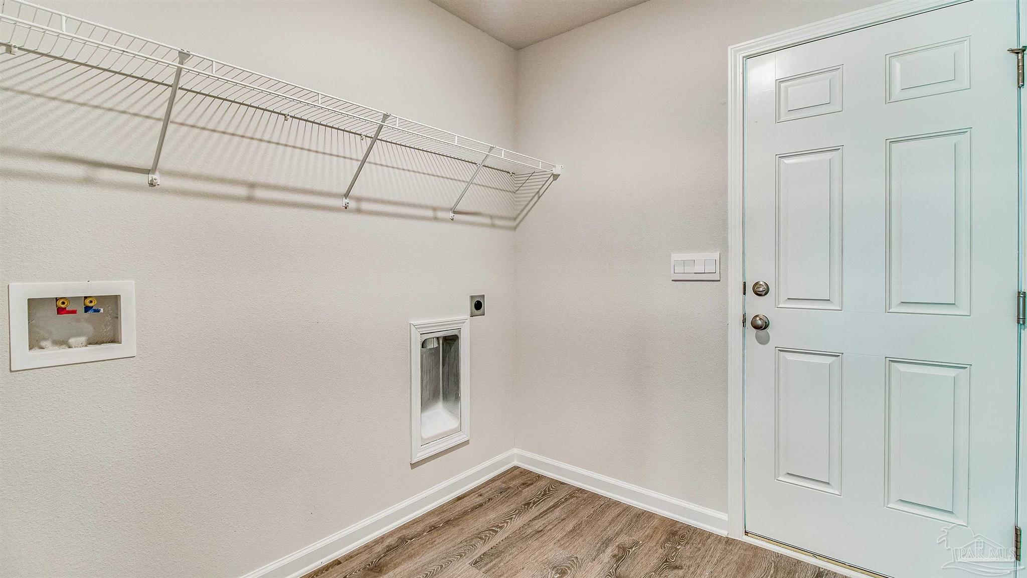 9736 Dutton Lane Milton, FL 32583 - Photo 14 of 31