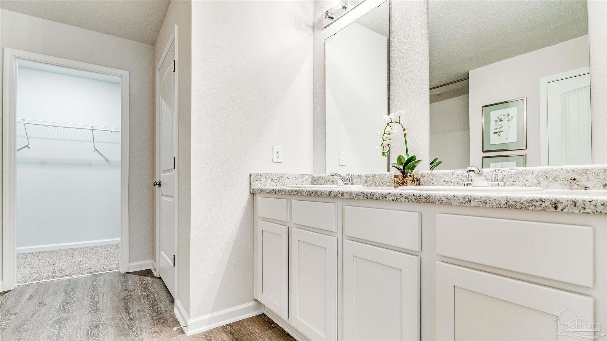 9736 Dutton Lane Milton, FL 32583 - Photo 20 of 31