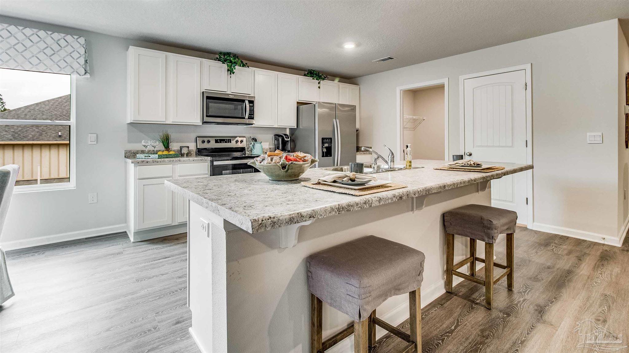 9736 Dutton Lane Milton, FL 32583 - Photo 7 of 31