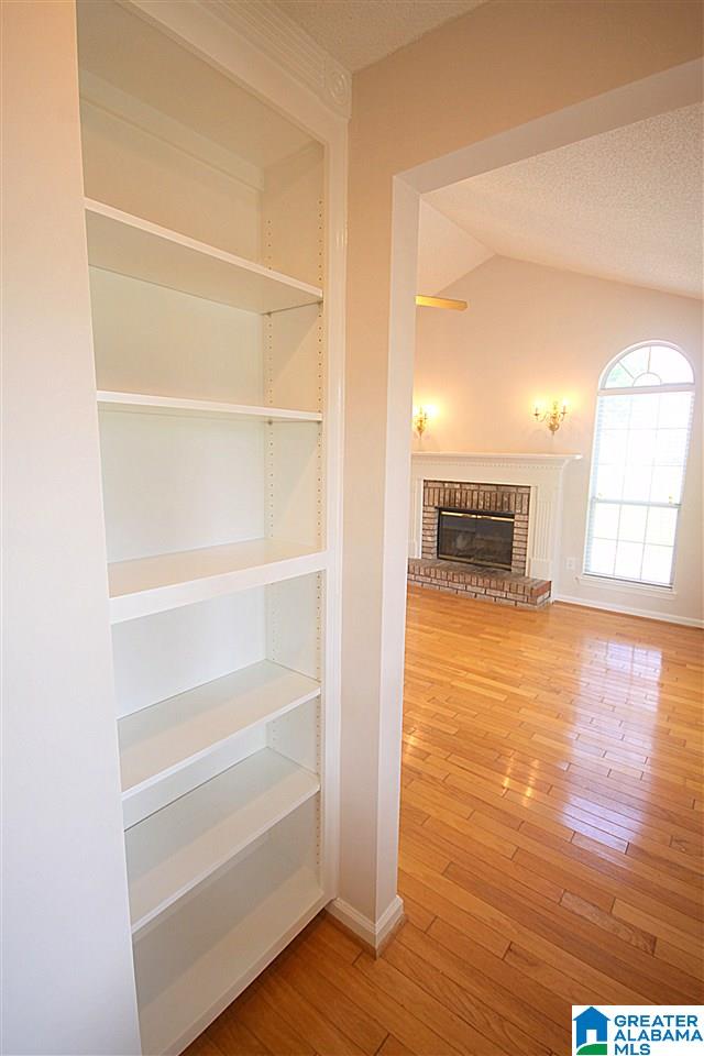 121 Park Pl Way Alabaster, AL 35007 - Photo 4 of 46