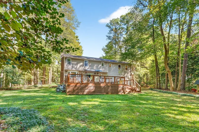 front view of house with a big yard
