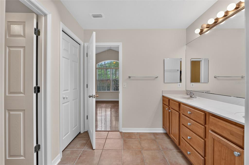 9437 Southwest 31st Lane Gainesville, FL 32608 - Photo 29 of 41