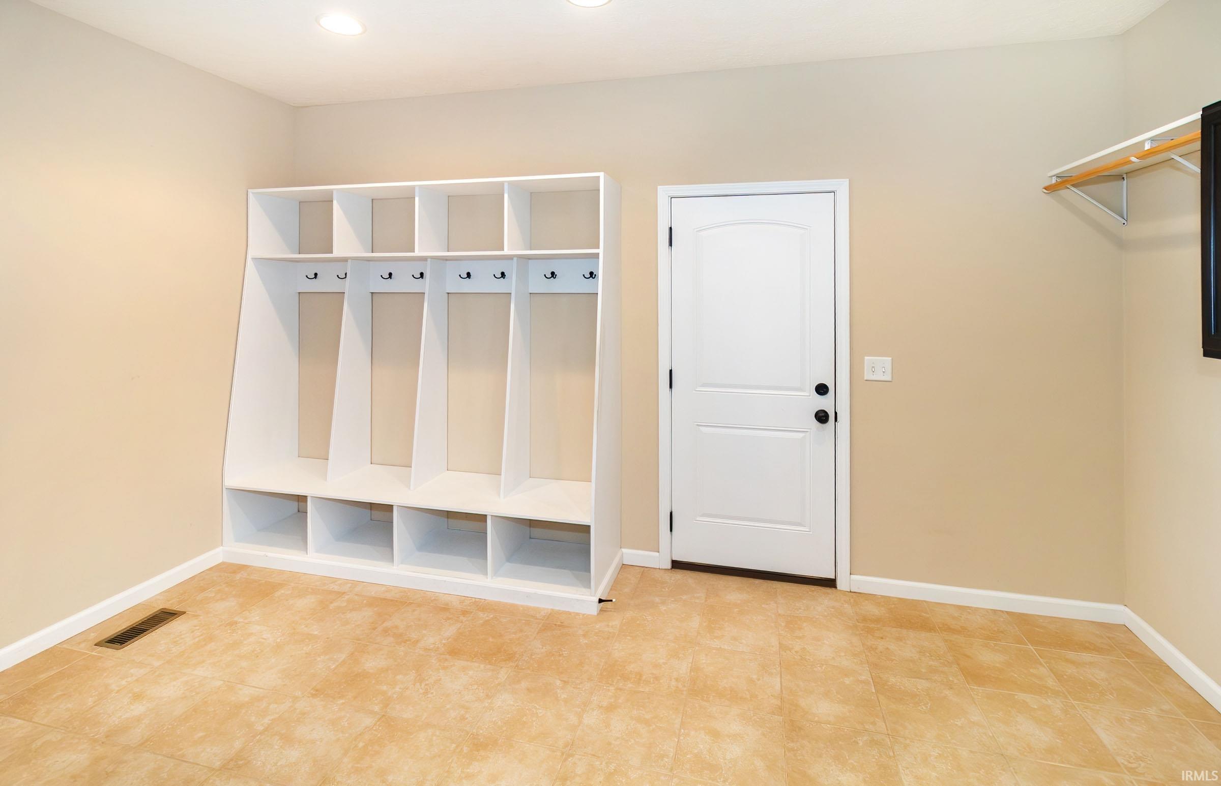 15349 Haiku Road Evansville, IN 47725 - Photo 24 of 36
