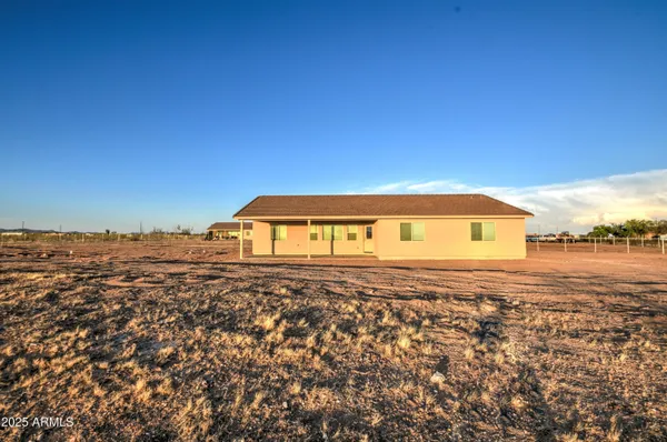 $2,250 | 22955 West White Pine Drive, Wittmann, AZ 85361
