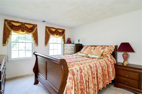 190 Stonebridge Road Wayland, MA 01778 - Photo 21 of 23