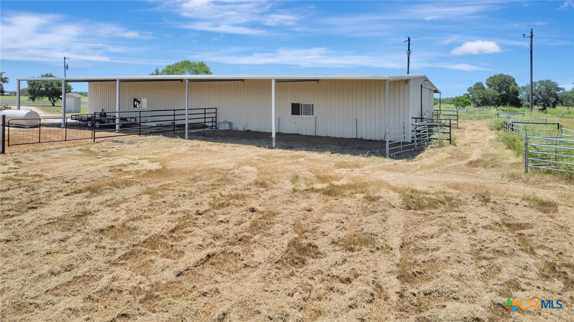 202 Prairie View Road Victoria, TX 77904 - Photo 33 of 47