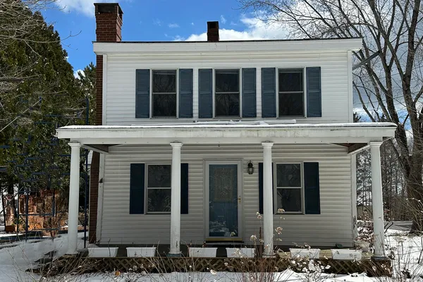 $337,000 | 14 Main Street Mall, Thomaston, ME 04861
