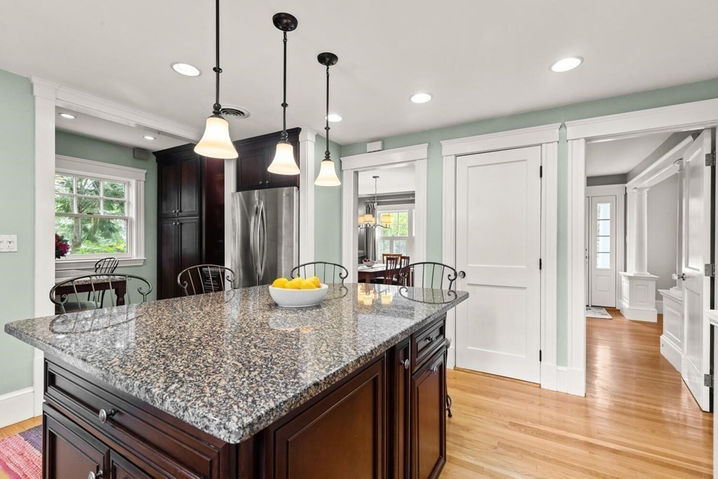 302 Weston Road Wellesley, MA 02482 - Photo 11 of 33