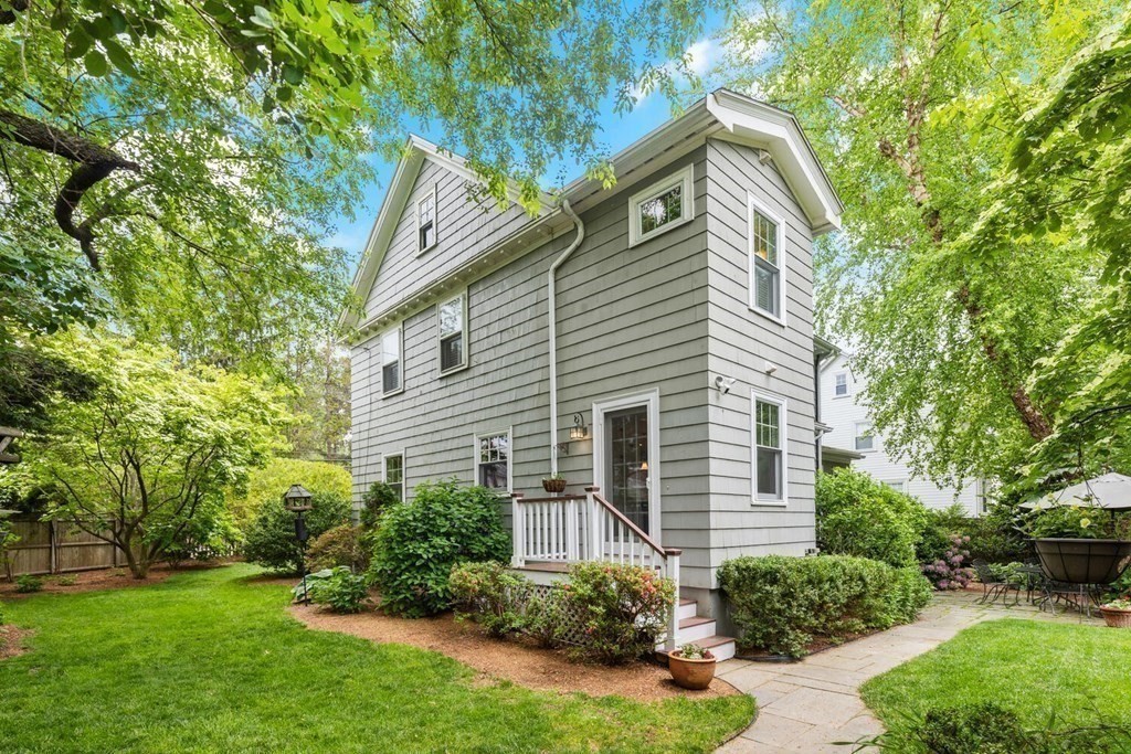 302 Weston Road Wellesley, MA 02482 - Photo 25 of 33