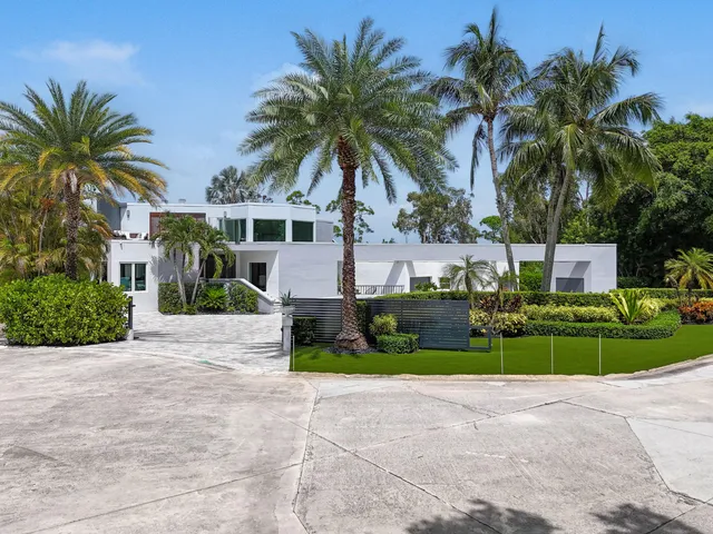 $4,800,000 | 10541 Southeast Le Parc, Jupiter, FL 33469
