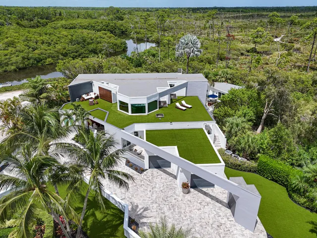 $4,800,000 | 10541 Southeast Le Parc, Jupiter, FL 33469
