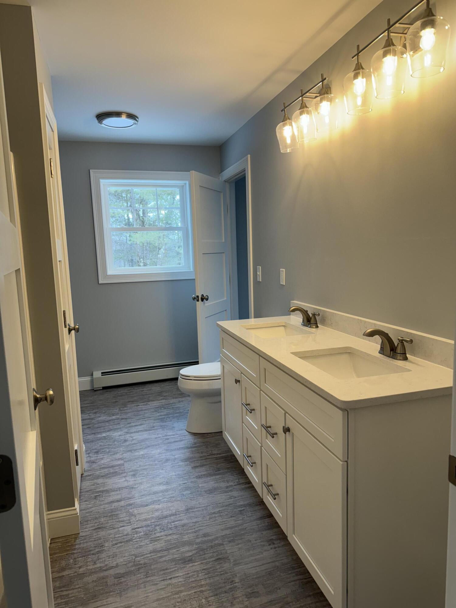 142 Burnham Drive Naples, ME 04055 - Photo 18 of 31 Bathroom