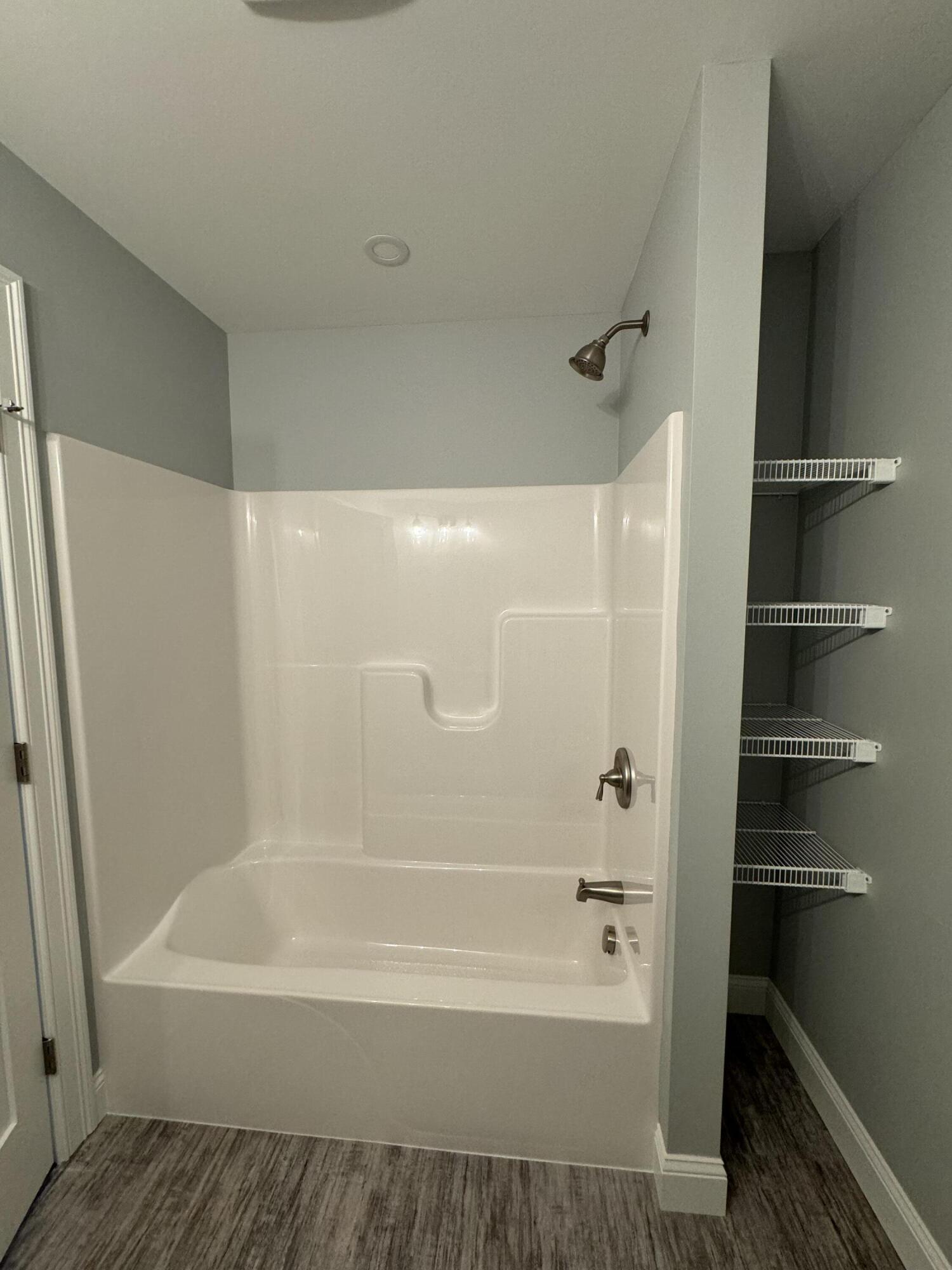 142 Burnham Drive Naples, ME 04055 - Photo 28 of 31 2nd Bathroom