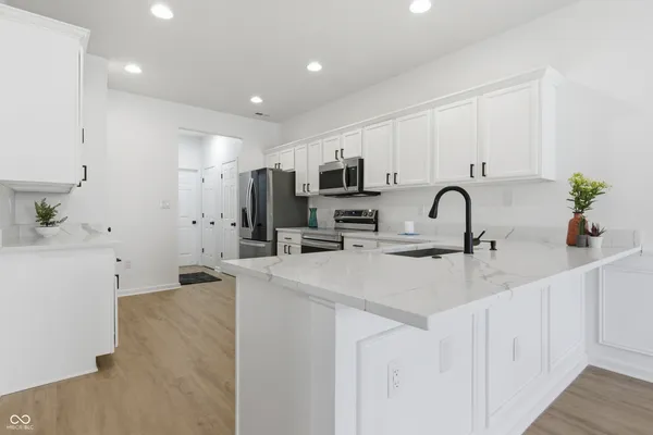 $324,900 | 855 Gazebo Way, Greenwood, IN 46142