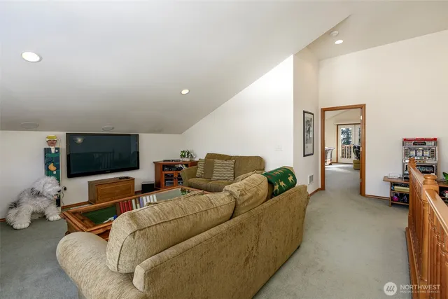 $1,295,000 | 15 Guye Peak Lane, Snoqualmie Pass, WA 98068