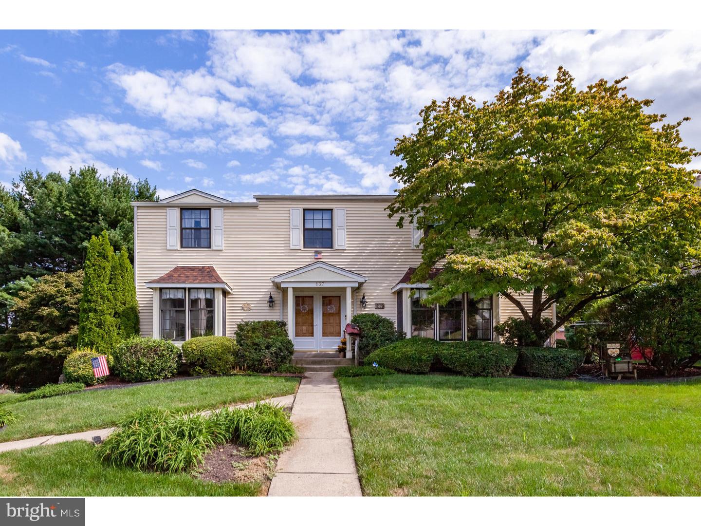 137 Grandview Road Springfield, PA 19064 - Photo 1 of 23 Exterior Front