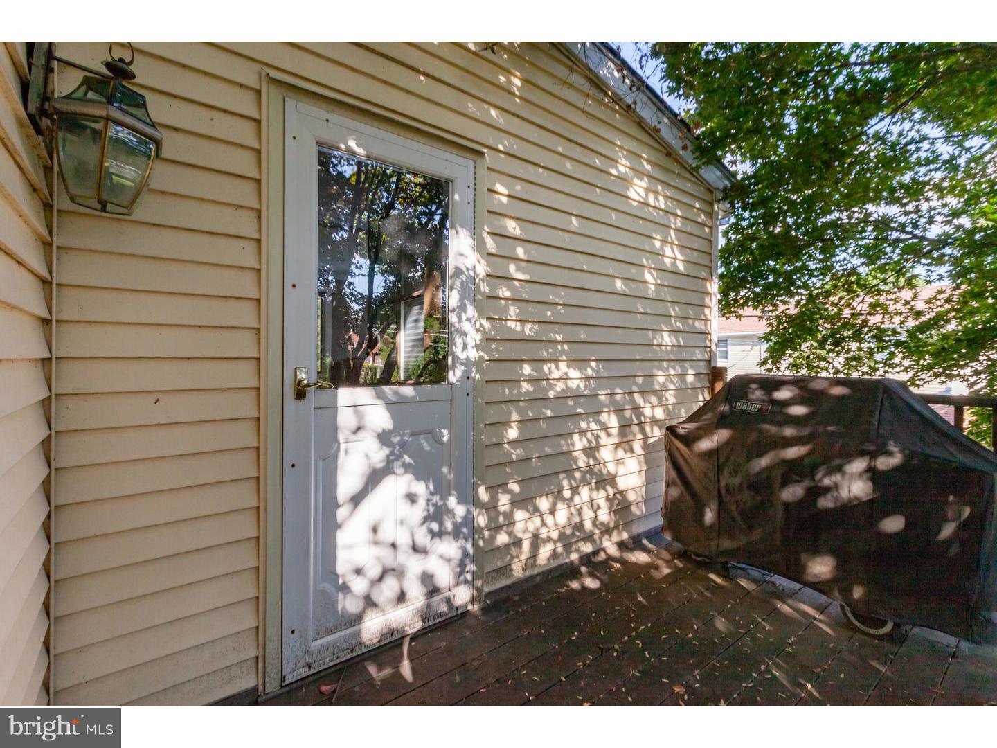 137 Grandview Road Springfield, PA 19064 - Photo 21 of 23 Deck