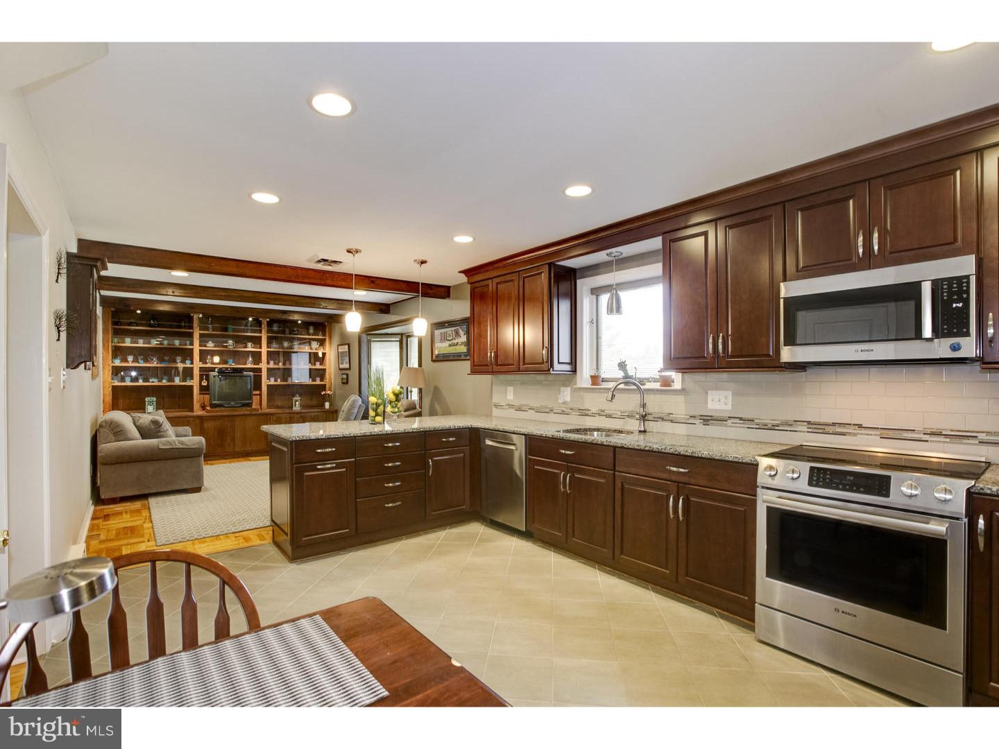 137 Grandview Road Springfield, PA 19064 - Photo 7 of 23 Kitchen
