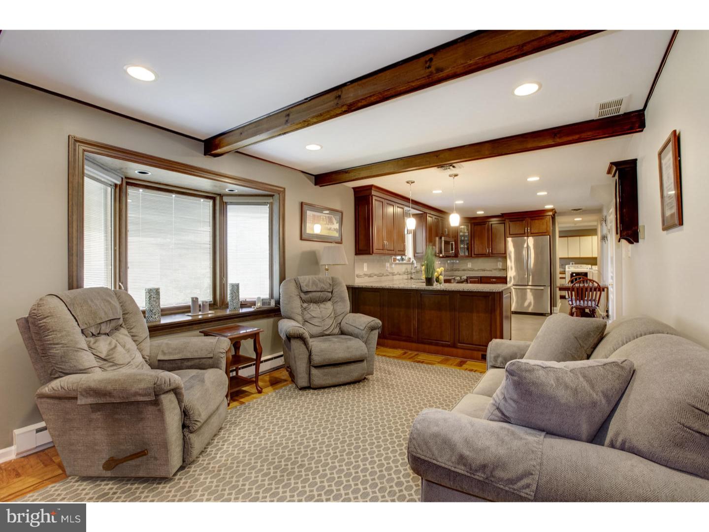 137 Grandview Road Springfield, PA 19064 - Photo 8 of 23 Family Room