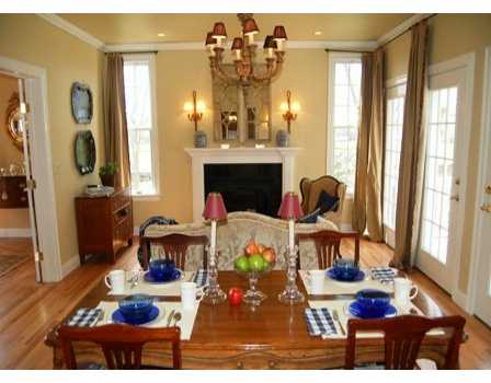 597 Ocean Road Narragansett, RI 02882 - Photo 4 of 7 Den/Family/Great Room.