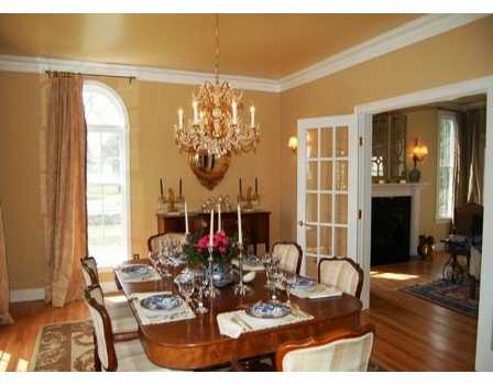 597 Ocean Road Narragansett, RI 02882 - Photo 5 of 7 Dining Room.