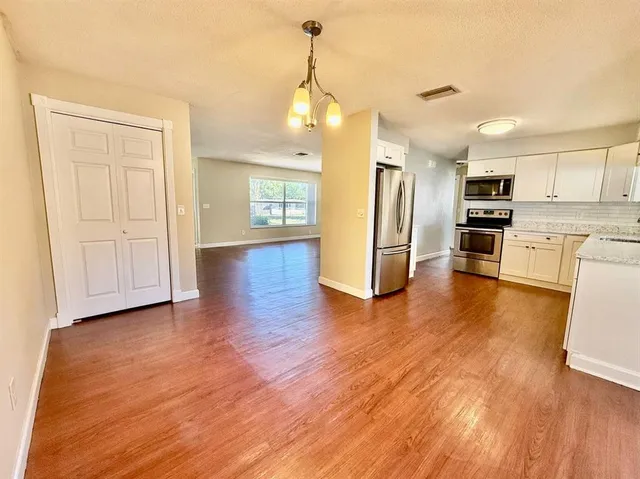 $2,450 | 1468 South Evergreen Avenue, Clearwater, FL 33756