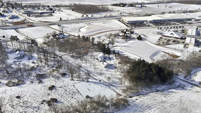 $585,000 | 1911 South 500 East, Columbia City, IN 46725