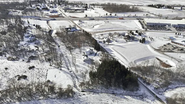 $585,000 | 1911 South 500 East, Columbia City, IN 46725