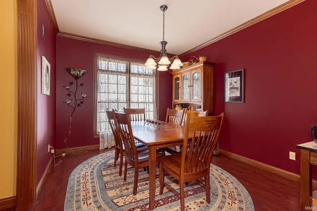 $585,000 | 1911 South 500 East, Columbia City, IN 46725