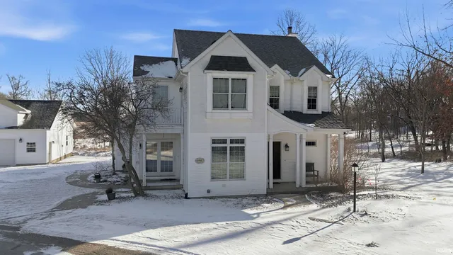 $585,000 | 1911 South 500 East, Columbia City, IN 46725