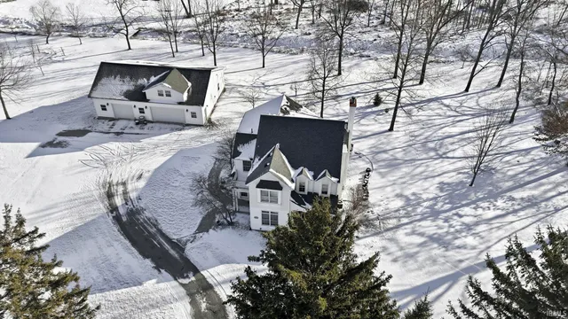 $585,000 | 1911 South 500 East, Columbia City, IN 46725